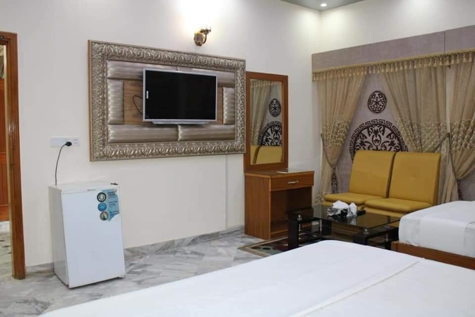 Hotel Clifton Inn Karaçi Dış mekan fotoğraf